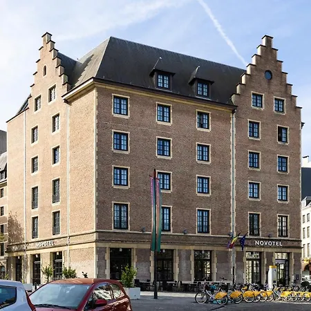 Novotel Off Grand Place Hotel 4*