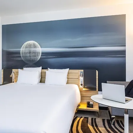 Novotel Off Grand Place Hotel